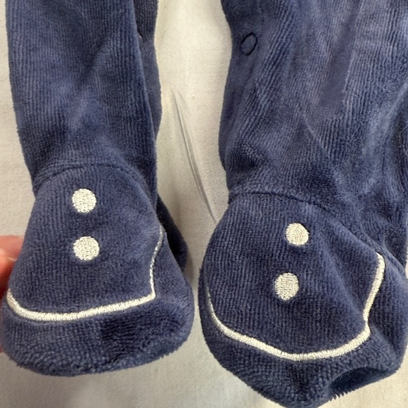 First Impressions - 0-3M - Navy Blue Velour Onesie Sleeper with Crown Patch - Picture 3 of 4